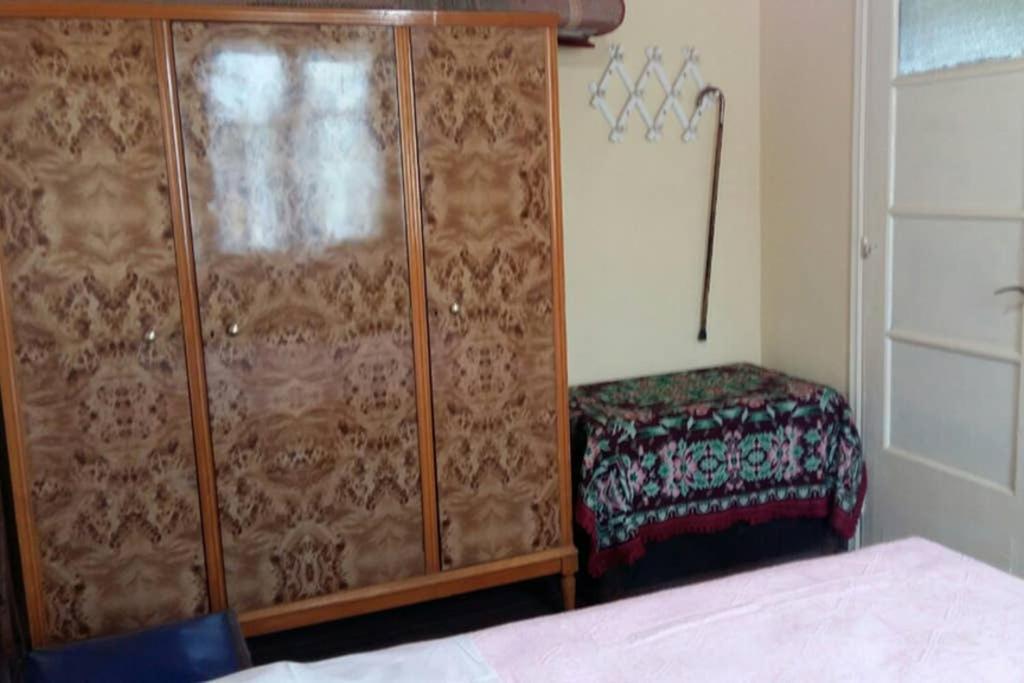 Traditional House With View Drymon Екстер'єр фото