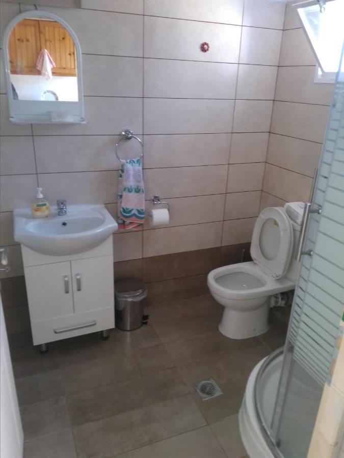 Traditional House With View Drymon Екстер'єр фото